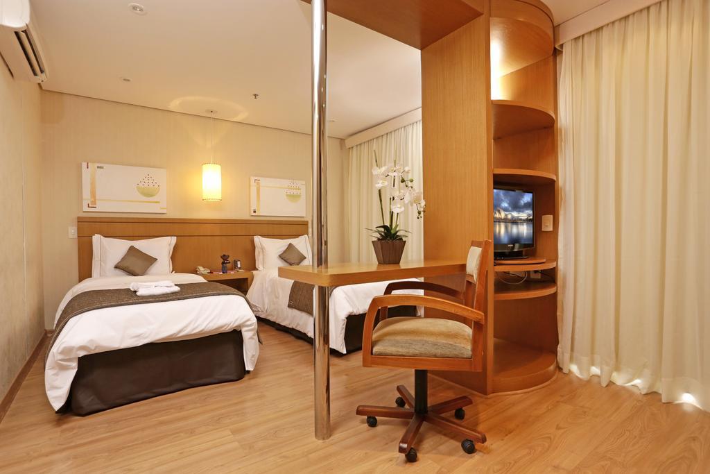 Astron Saint Charbel Suites & Life ساو باولو المظهر الخارجي الصورة