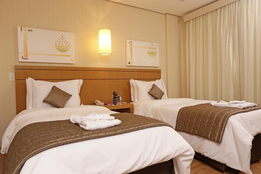 Astron Saint Charbel Suites & Life ساو باولو المظهر الخارجي الصورة