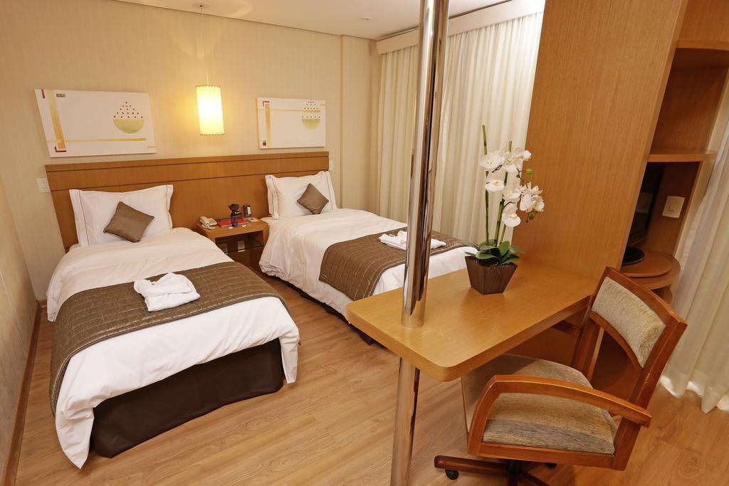 Astron Saint Charbel Suites & Life ساو باولو المظهر الخارجي الصورة