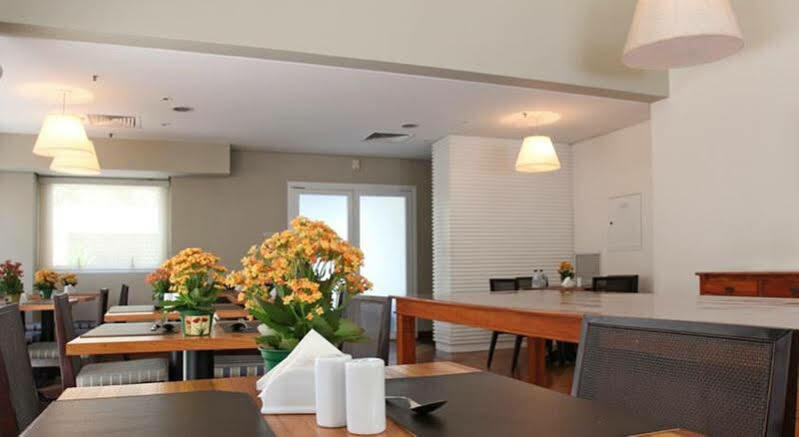Astron Saint Charbel Suites & Life ساو باولو المظهر الخارجي الصورة